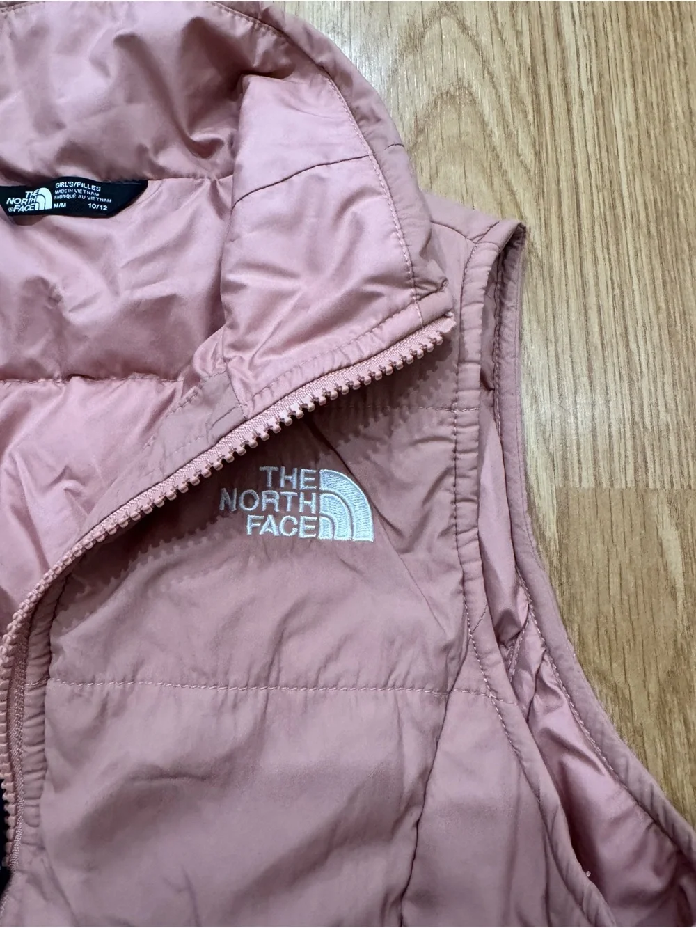 The North Face Girls Dusty Rose Quilted Vest size M 10/12